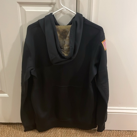 Black Dallas Cowboys Salute to Service Hoodie Size Medium - Picture 2 of 6